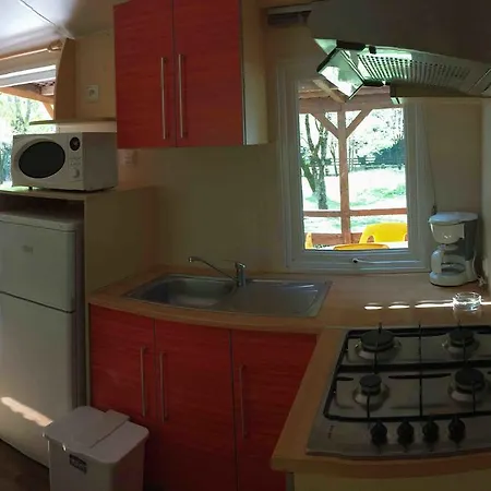 Camping Les Gorges De L'Herault Sumene Exterior photo